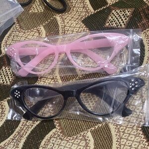 Women’s Cat-Eye Fashion Glasses – Black & Pink Frames w/ Rhinestone Detail